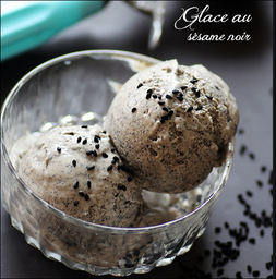 [7419] Sésame noir, glace artisanale