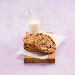 [8945] Maxi cookies aux 3 chocolats cuit