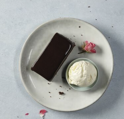 [88291] Rectangle Brownie nappé chocolat 4.6x 9cm
