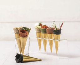 [9111] Mini cornets salés à garnir assortis